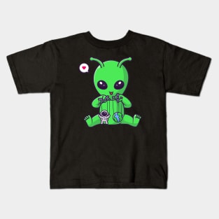 Cute Alien Playing Astronaut And Earth Puppet Cartoon Kids T-Shirt